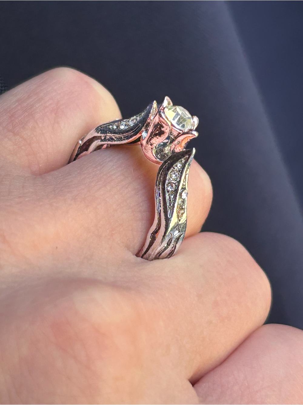 S925 Sterling Silver Two Tone Tulip Solitaire Ring CZ Accent Band Size 7
